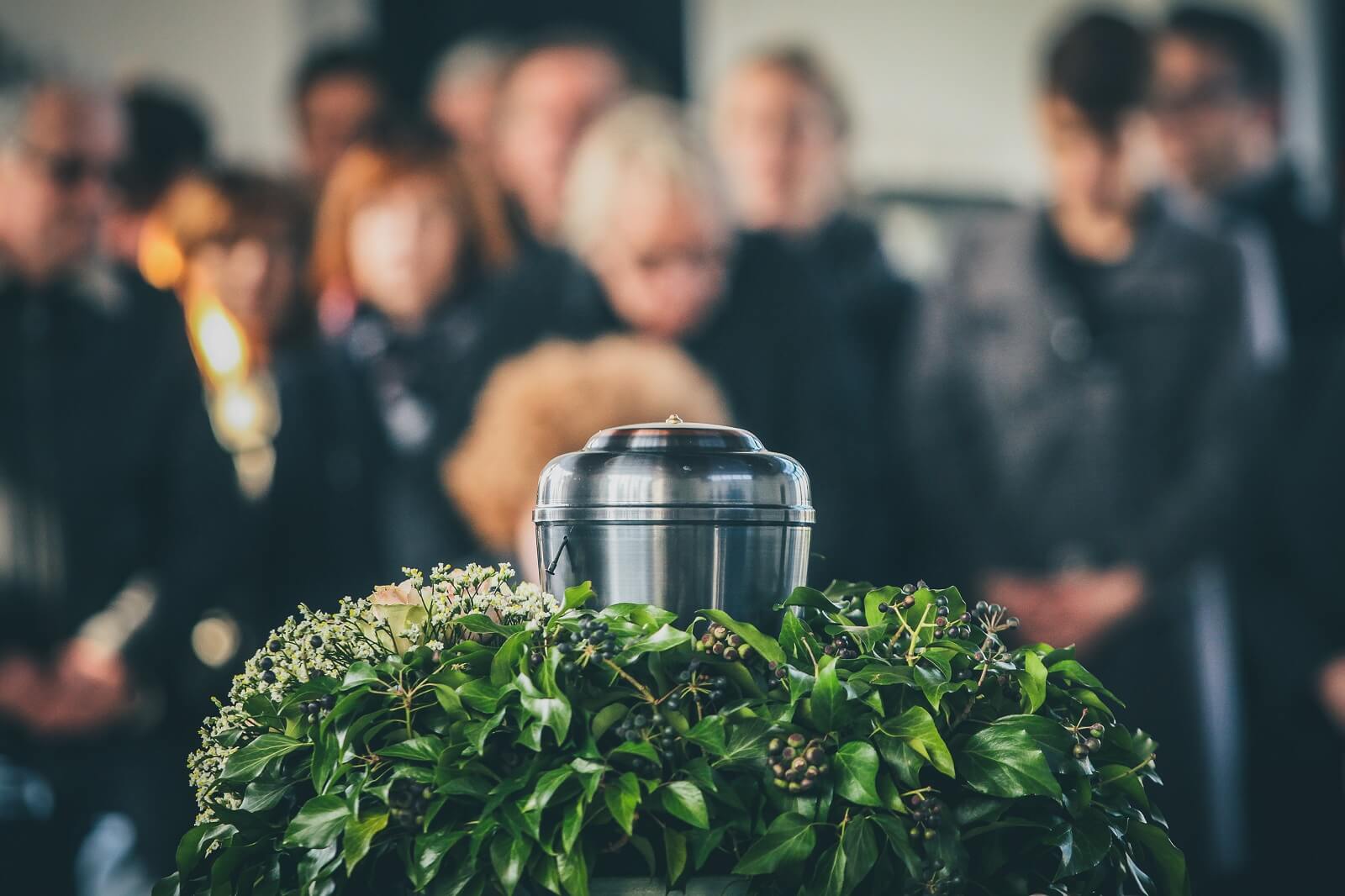 Jak przebiega kremacja zwłok?