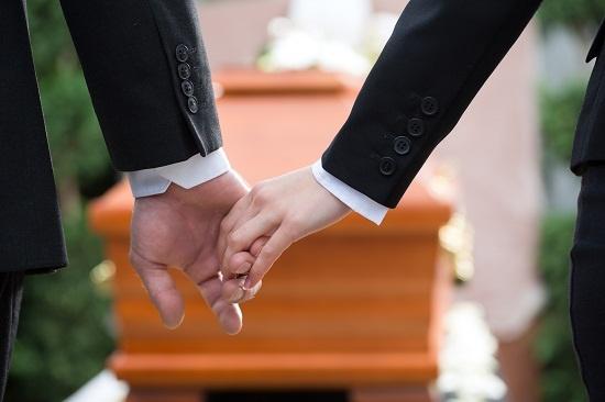 Jak wybrać dobry zakład pogrzebowy?